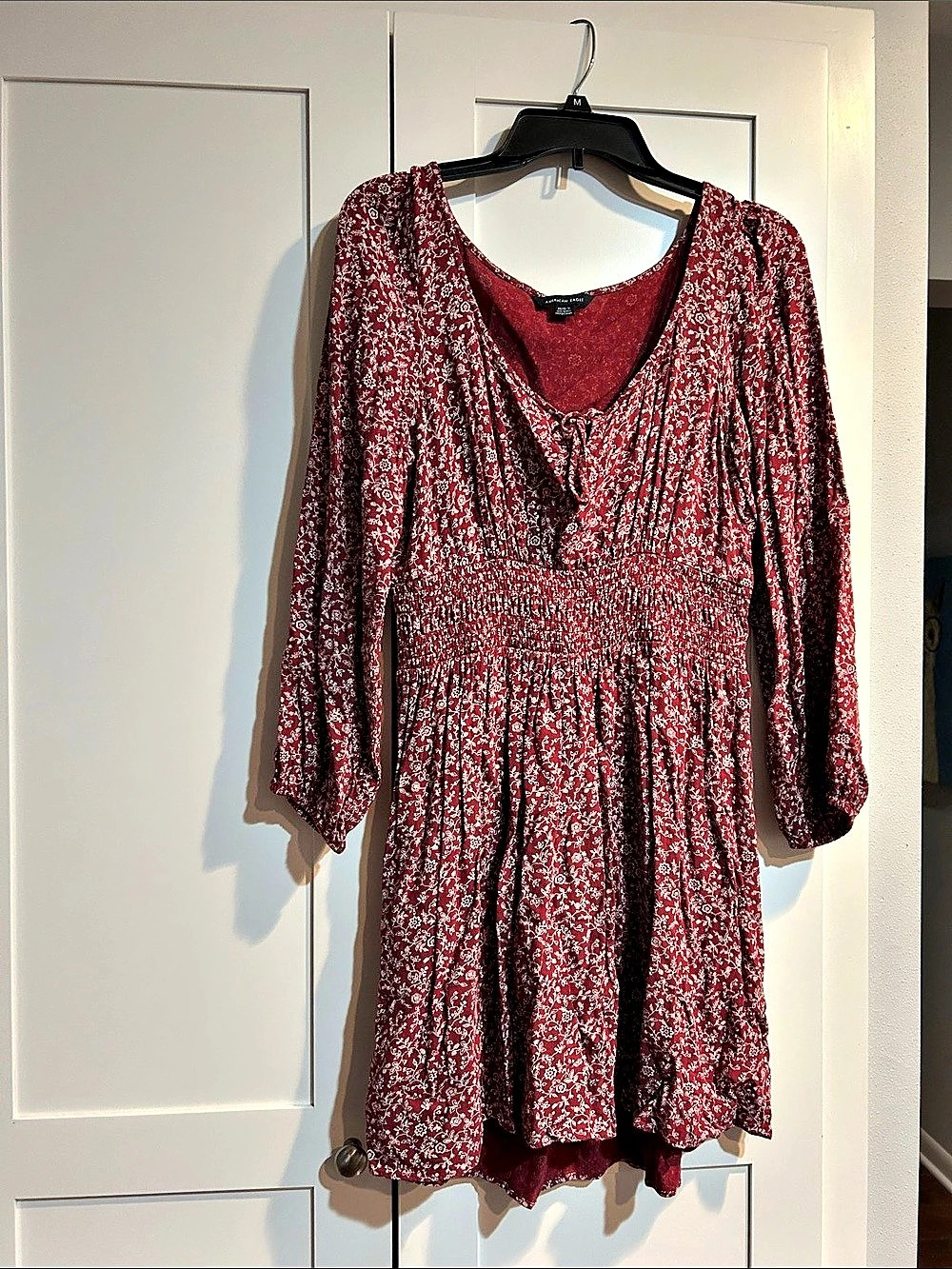 American Eagle Floral Mini Dress in Red & White Size Medium